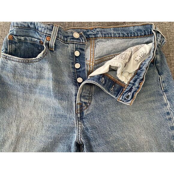 Levi's Womens 501 Skinny Jeans W30 L28" Med-Light Blue Rare Blank Tab Edition - Picture 3 of 9